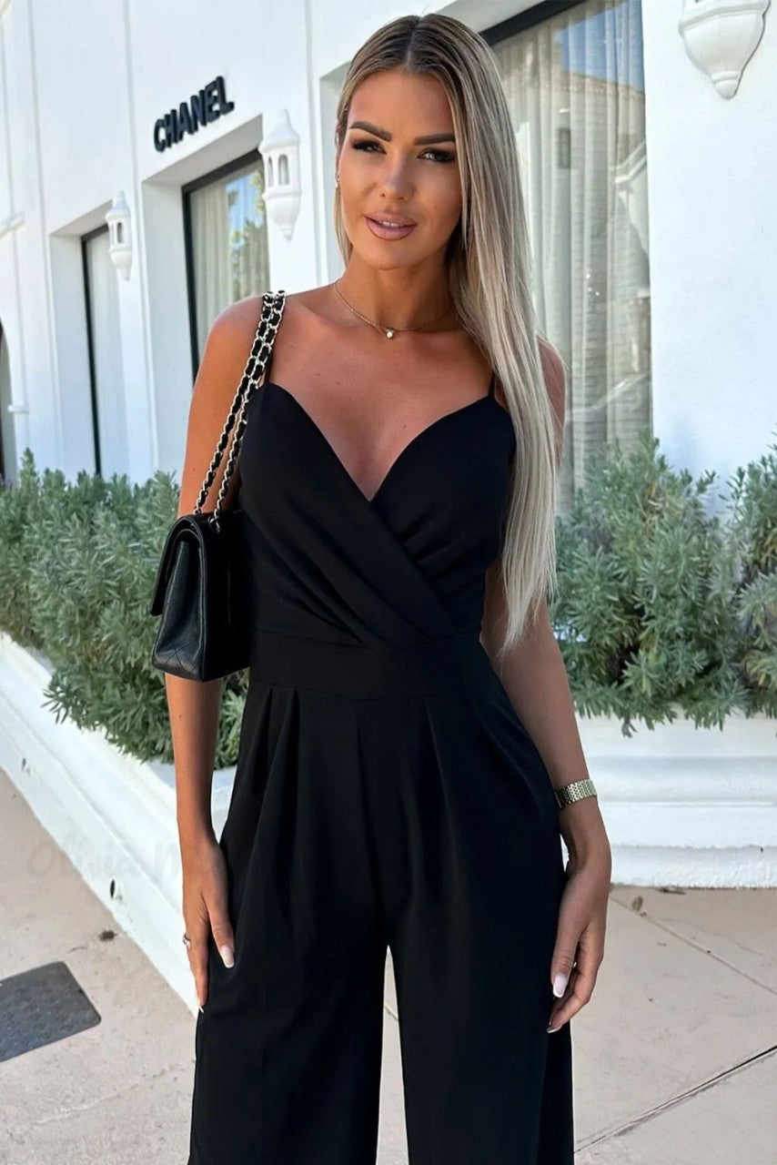 Comfortable Flowy Strapless Jumpsuit for Ladies - OutfitLondon