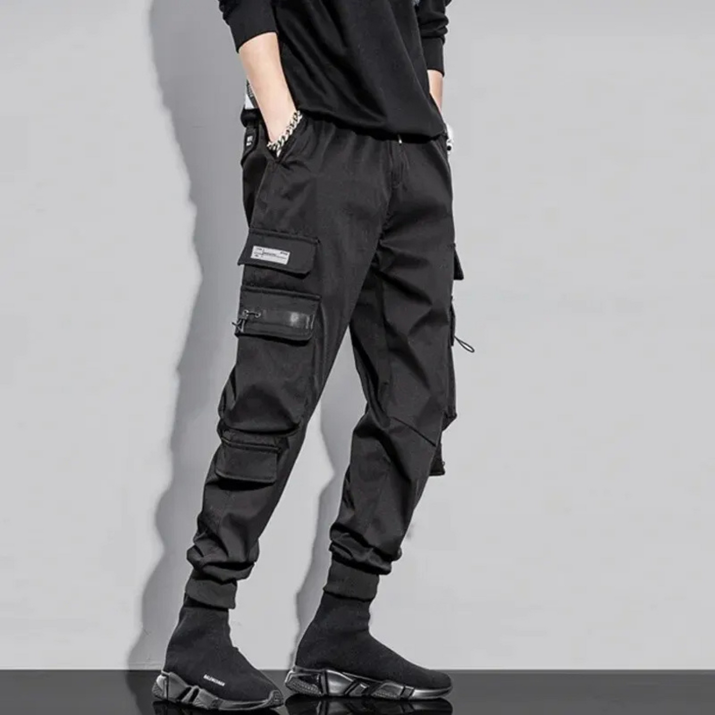 Comfortable Men's Cargo Pants with Extra Pockets