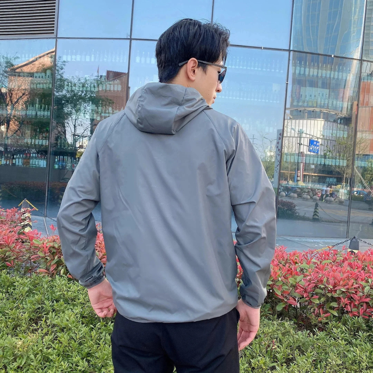 Waterproof Men's Slim Windbreaker Hooded Jacket