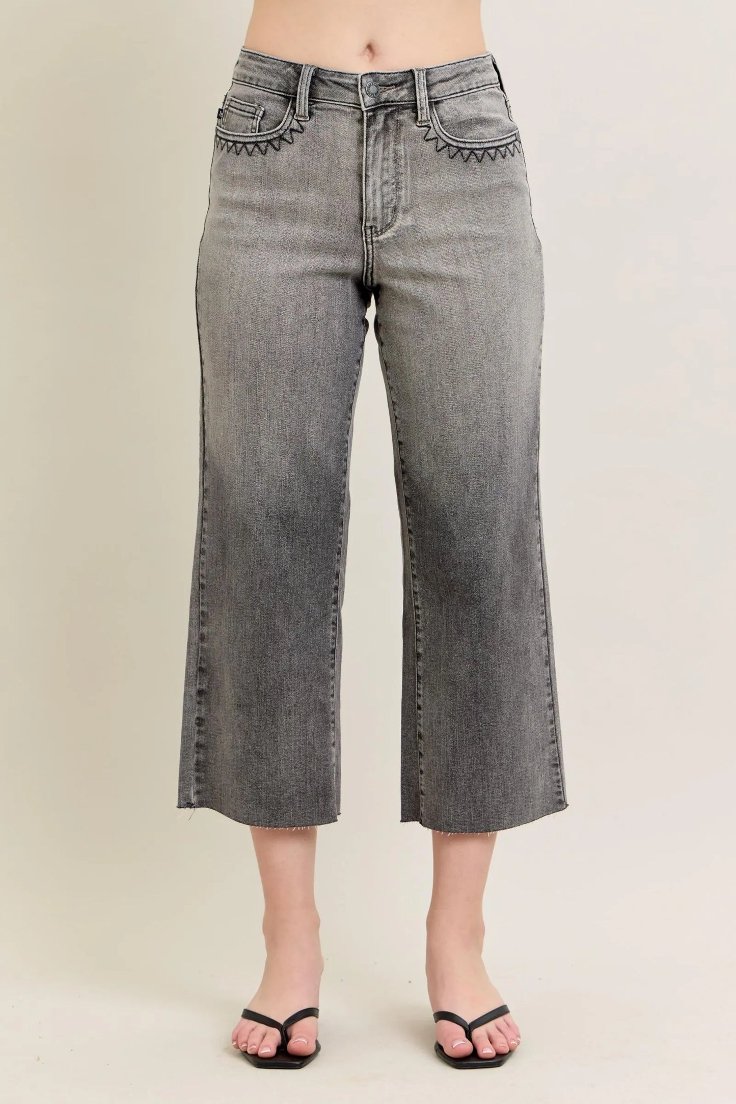 Soft Women's Casual Capri Trousers - OutfitLondon