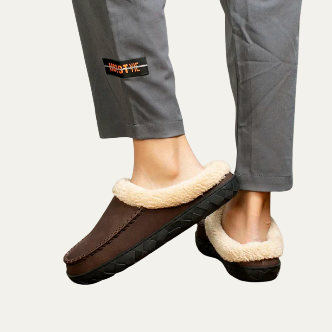 Men's Warm Fleece Lined Moccasin Slippers Shoes