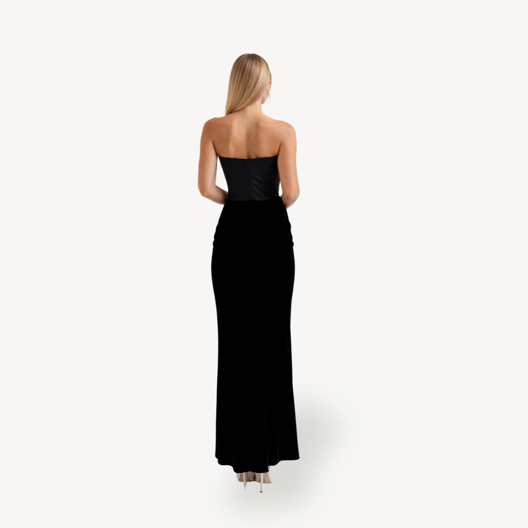 Elegant Sleeveless Silk Floor Length Evening Dress