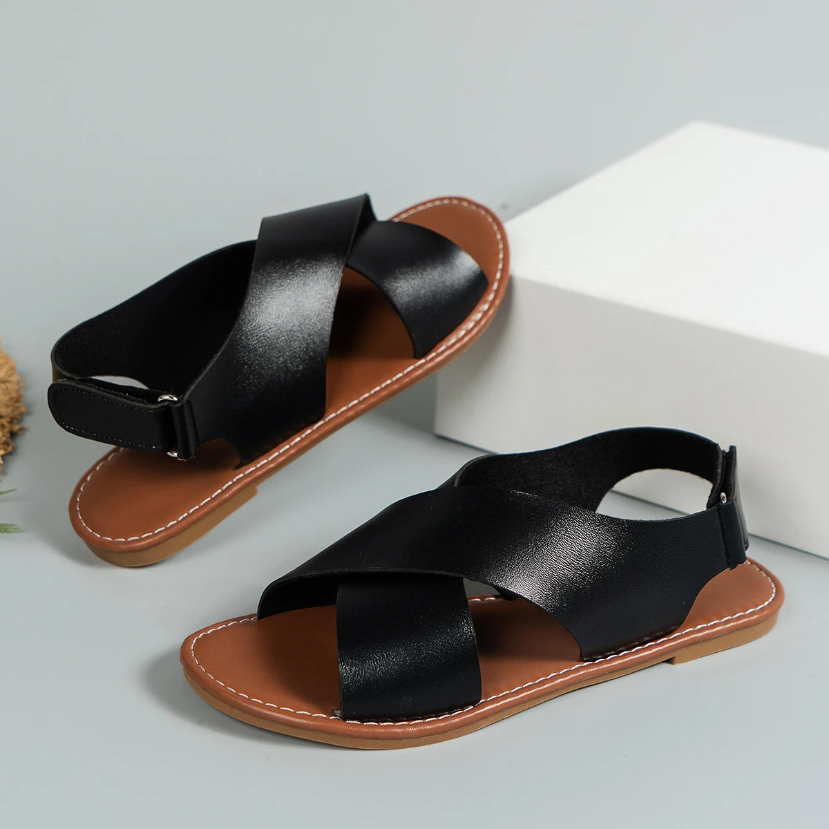 Women Roman Cross Strap Leather Flat Sandals