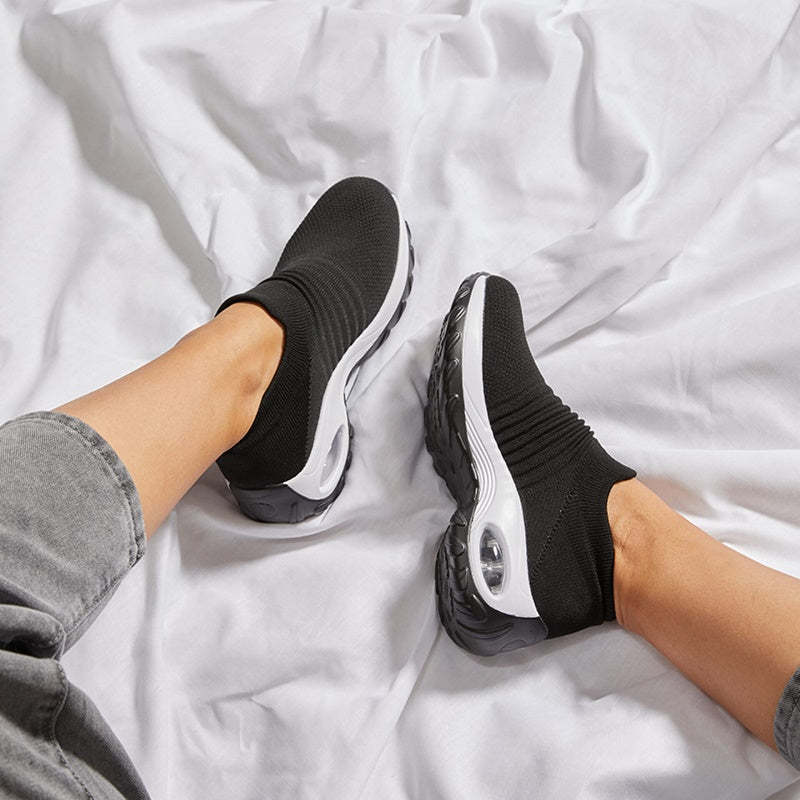 Super Soft Women's Thick-Soled Lightweight Walking Shoes