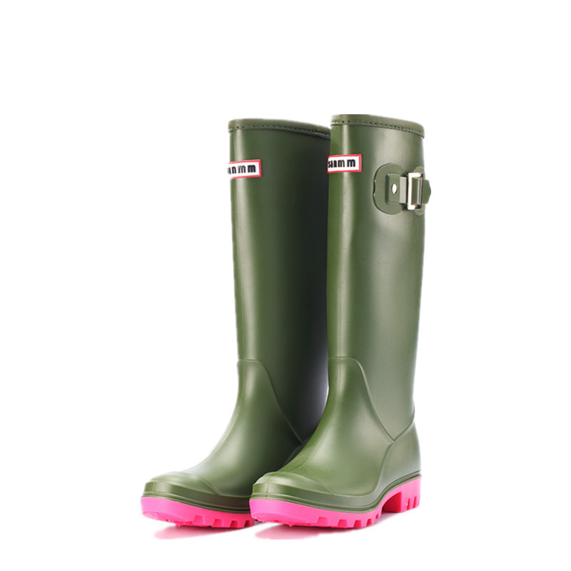 Women's Boots: Timeless, Waterproof Boots for Every Day