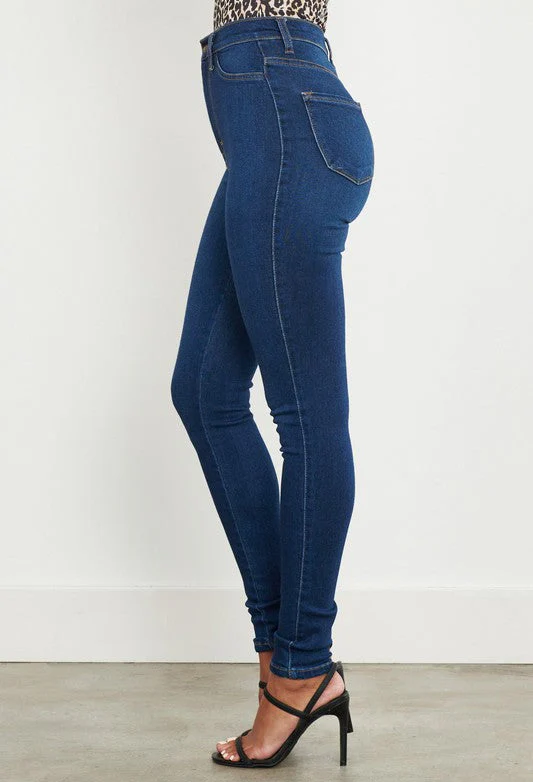 Women's High Rise Slim Fit Jeans