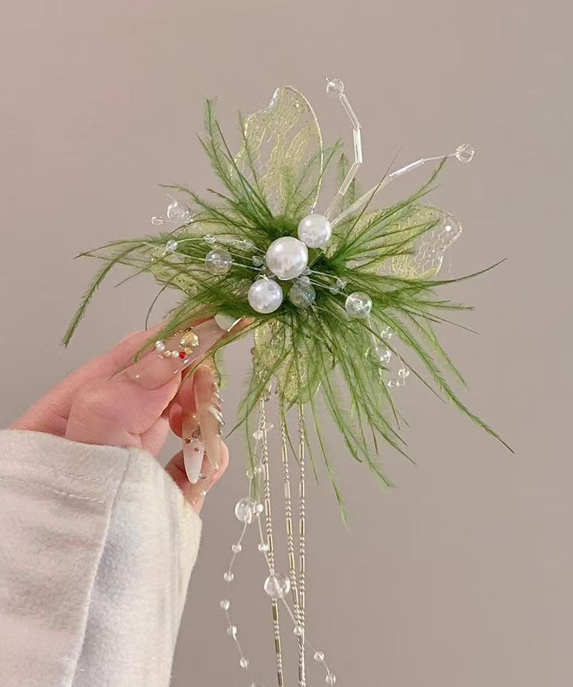 Women's Green Lace Hair Pin With Feathers And Pearls - OutfitLondon