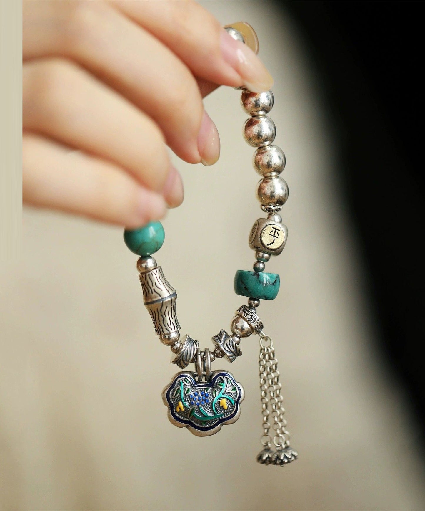 Women's Sterling Silver Turquoise Charm Bracelet - OutfitLondon