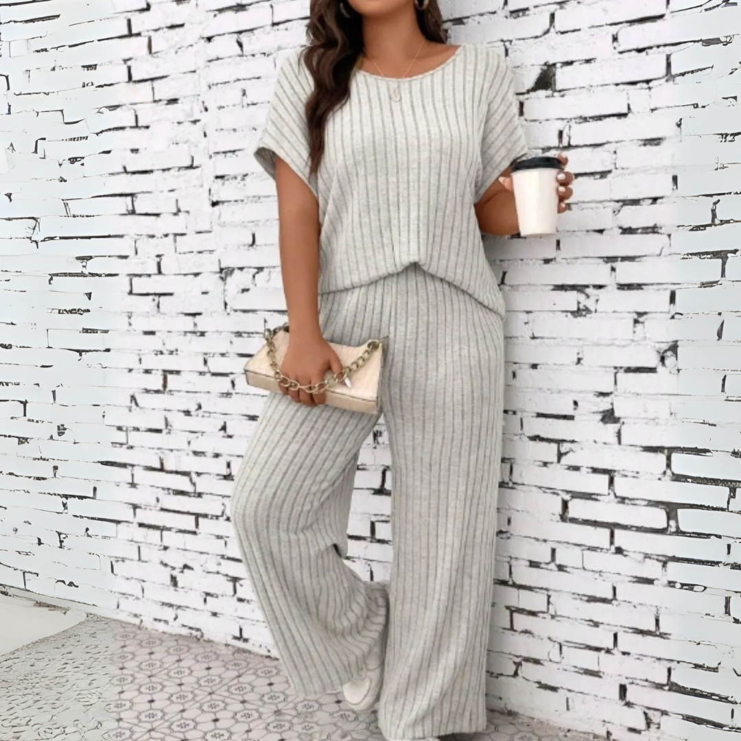 Relaxed Fit Plus Size Shorts Set for Women