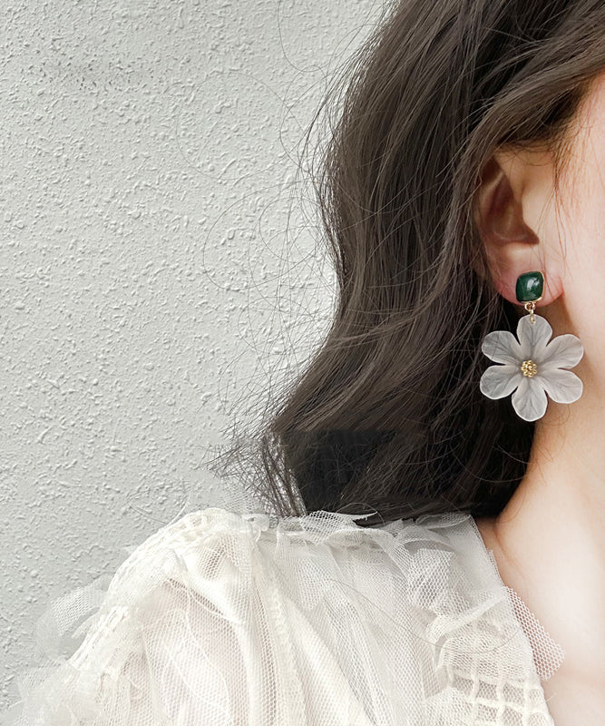 Women's Copper Alloy Floral Drop Earrings Lightweight White - OutfitLondon