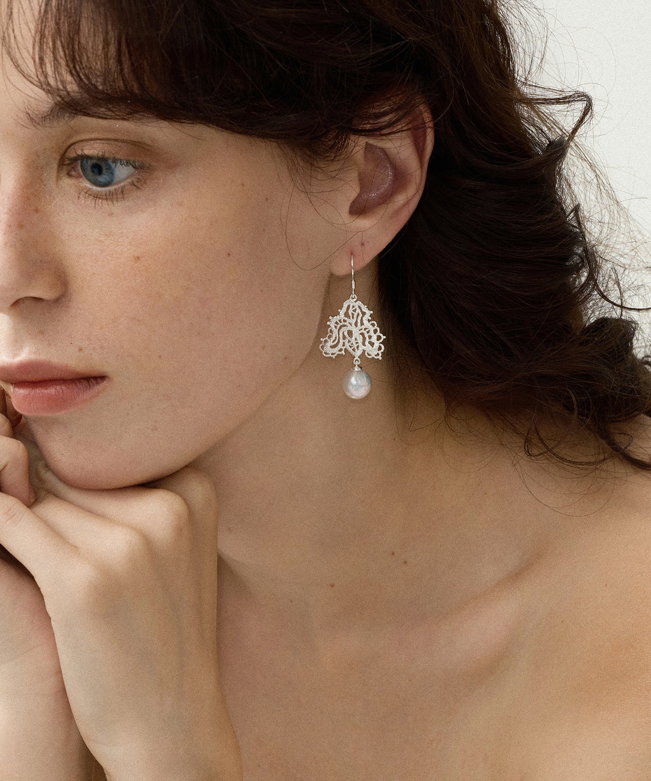Women's Sterling Silver Pearl Dangle Earrings White - OutfitLondon