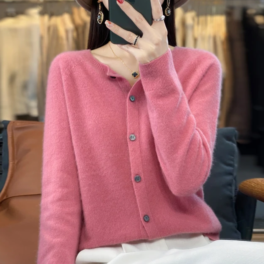Soft Women's Wool Crew Neck Sweater