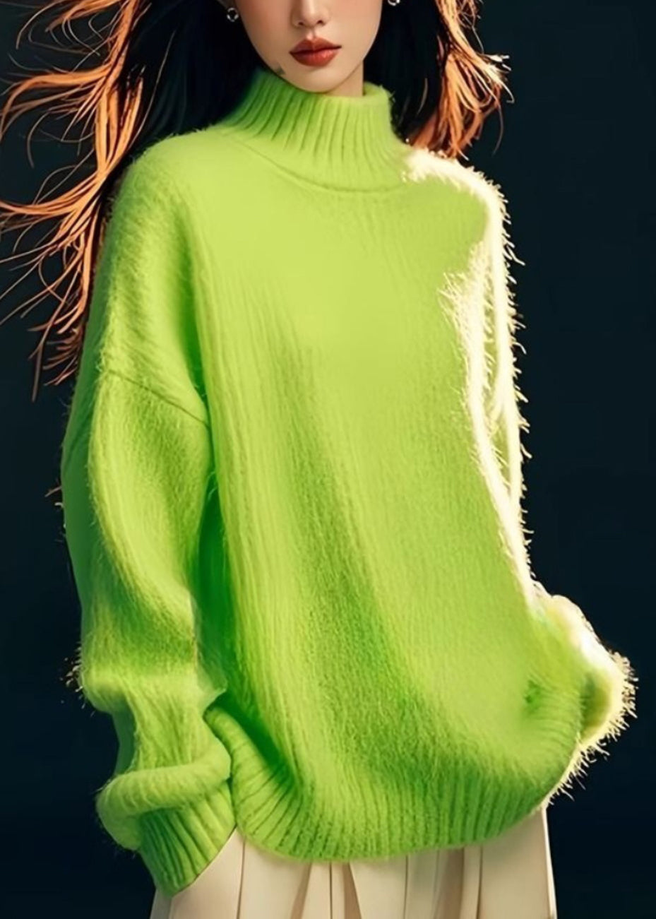 Women's Green Turtleneck Sweater Lightweight Knit - OutfitLondon