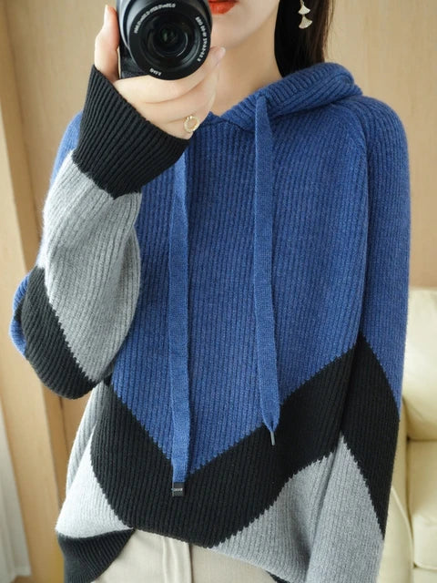 Soft Ladies Navy Crew Neck Cashmere Jumper - OutfitLondon