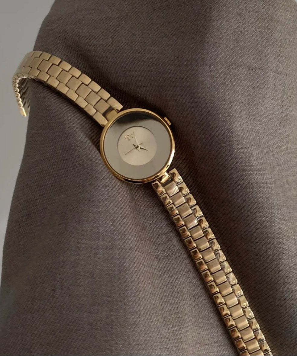 Women's Stainless Steel Watch Hardlex Crystal Scratch-Resistant - OutfitLondon
