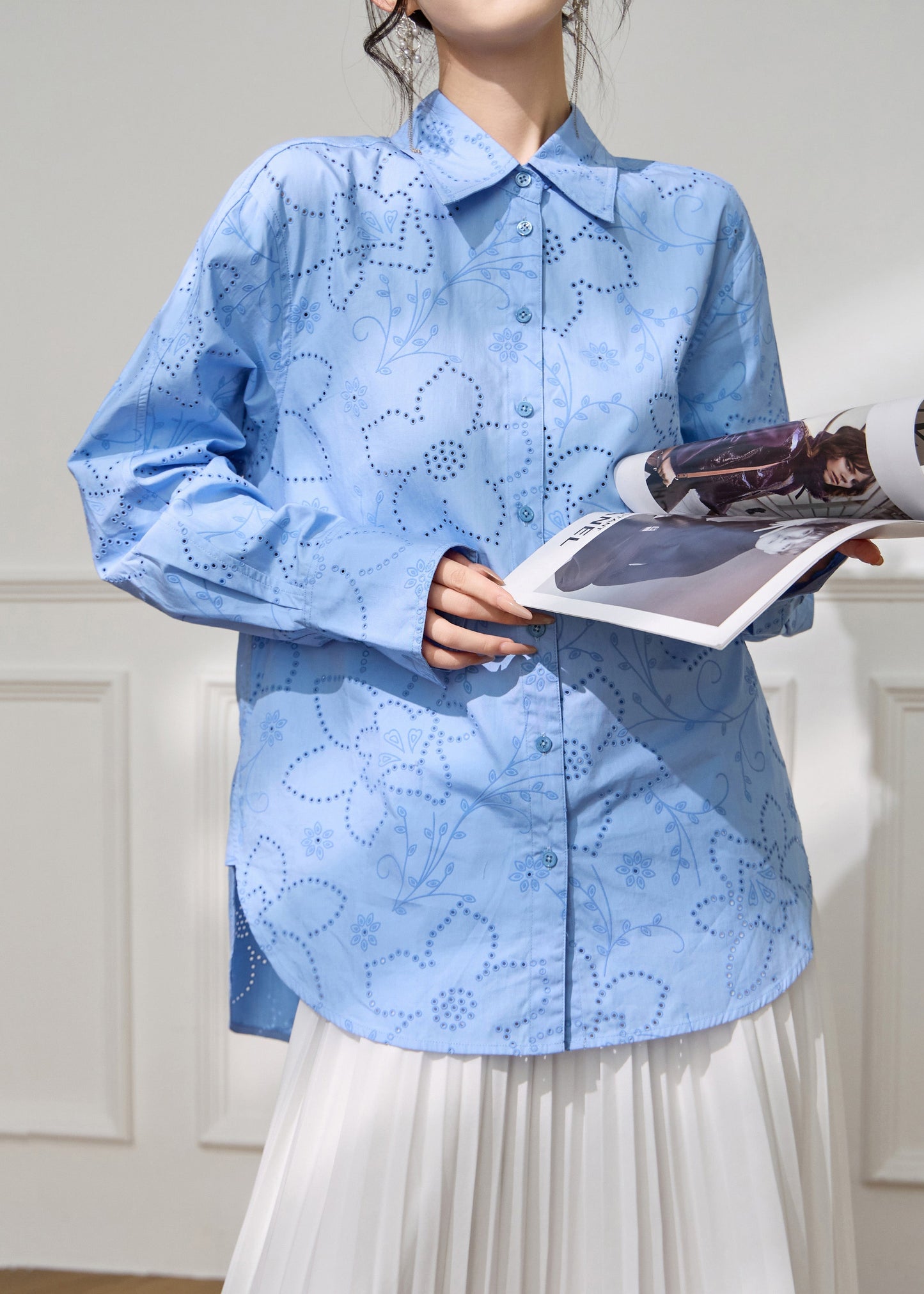 Women's Cotton Blouse Loose Fit Blue With Peter Pan Collar - OutfitLondon