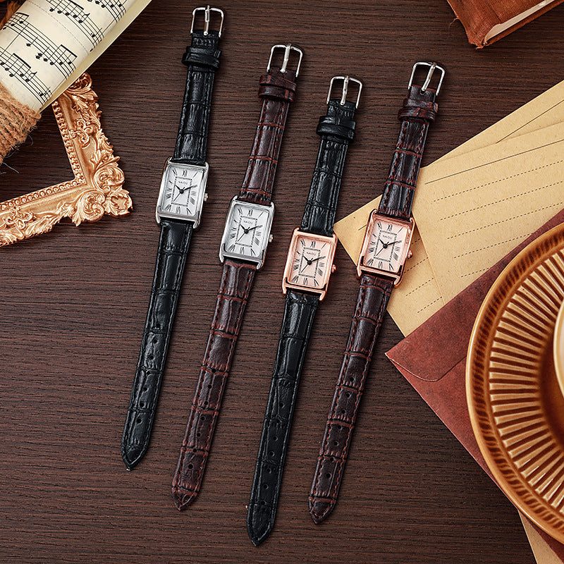 Leather Strap Roman Numeral Wristwatch