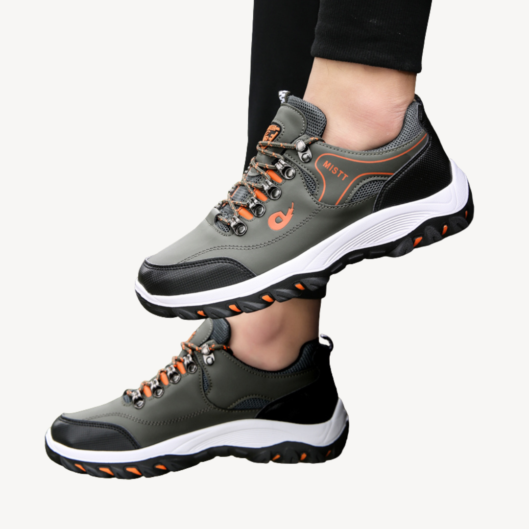 Comfortable Men's Trail Walking Shoes