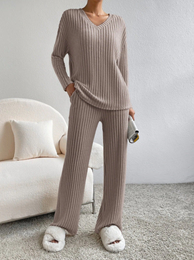 Relaxed Fit V-Neck Loungewear Set