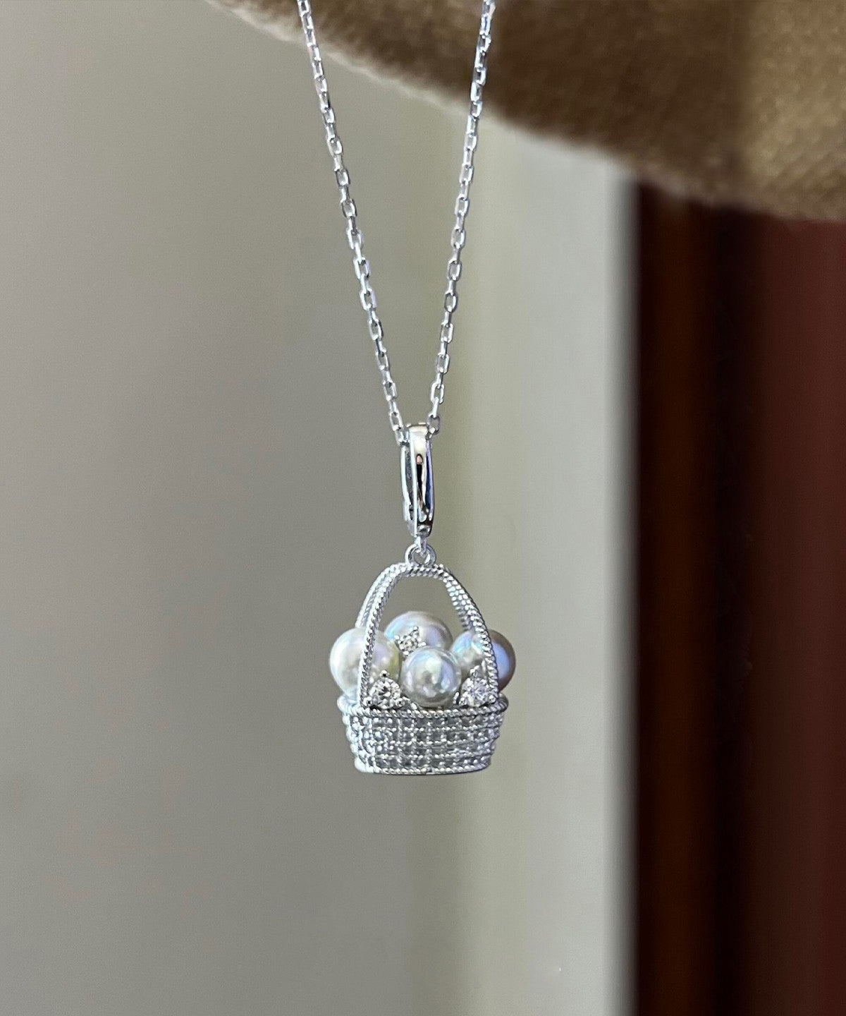 Women's Sterling Silver Flower Necklace Zircon Accents - OutfitLondon