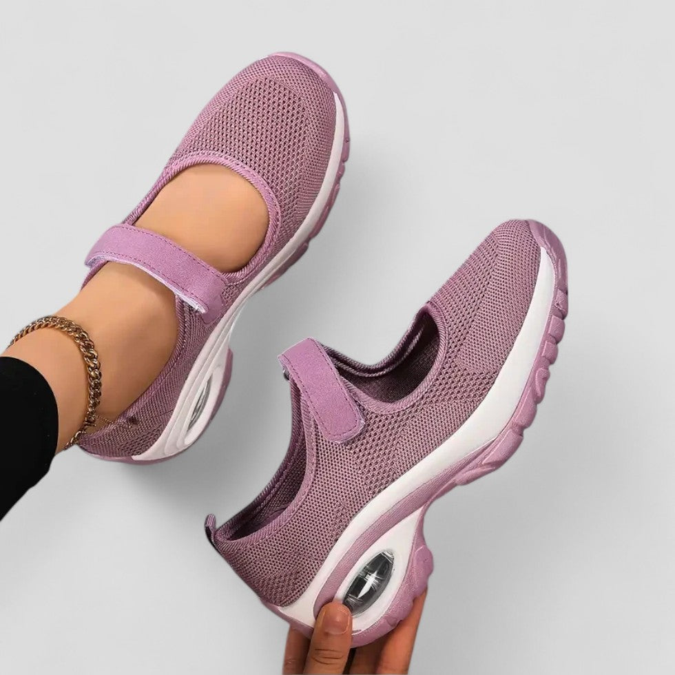 Comfortable Airy Strap Walking Shoes for Ladies