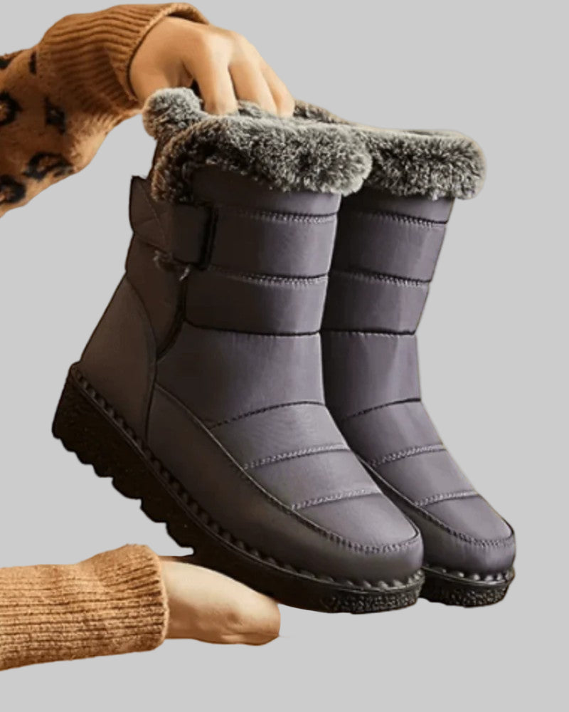 Ladies Insulated Winter Boots
