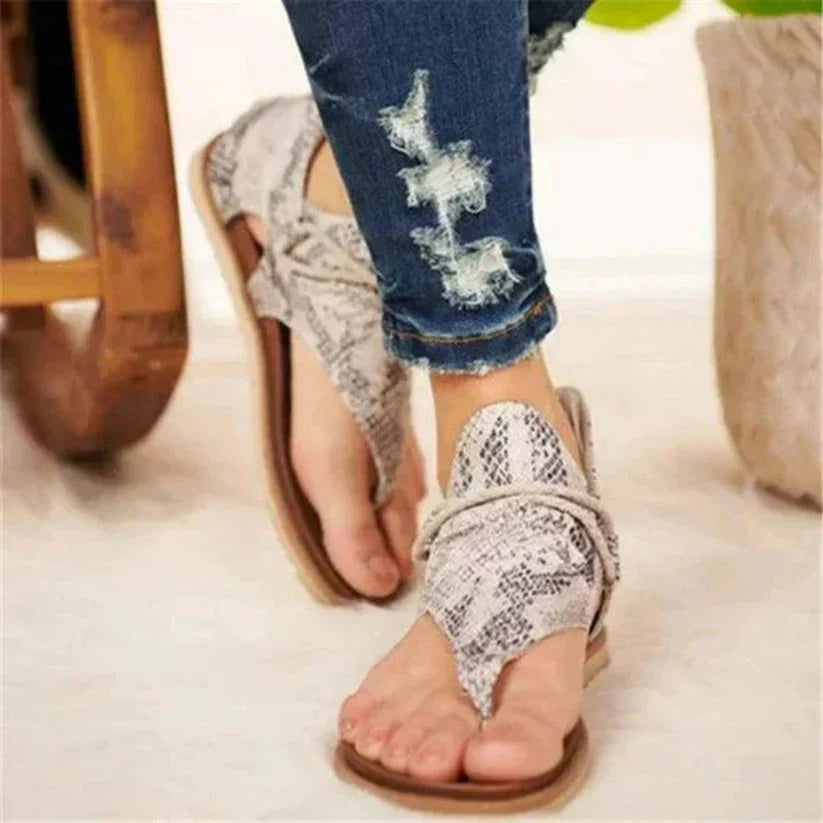 Vintage Chic Womens Flat Sandals