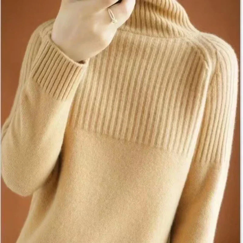 Warm Women's Classic Wool Crew Neck Sweater