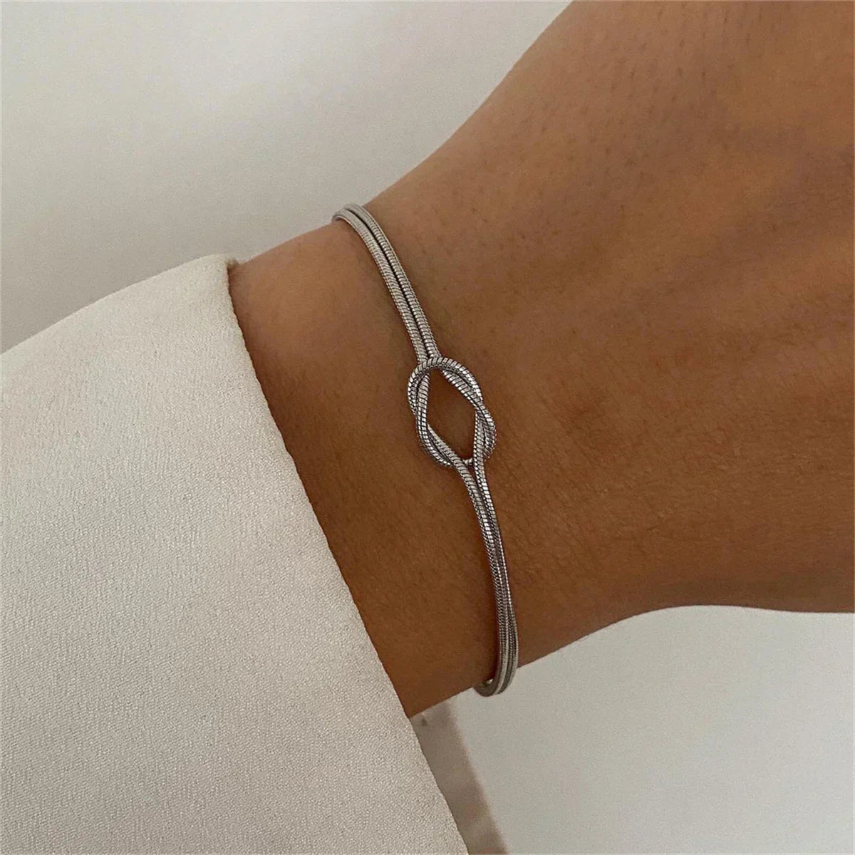 Women's Gold Plated Stainless Steel Knot Link Bracelet
