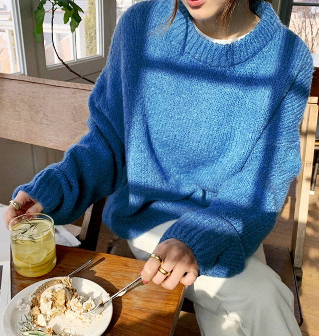 Soft Women's Warm Crew Neck Knit Sweater