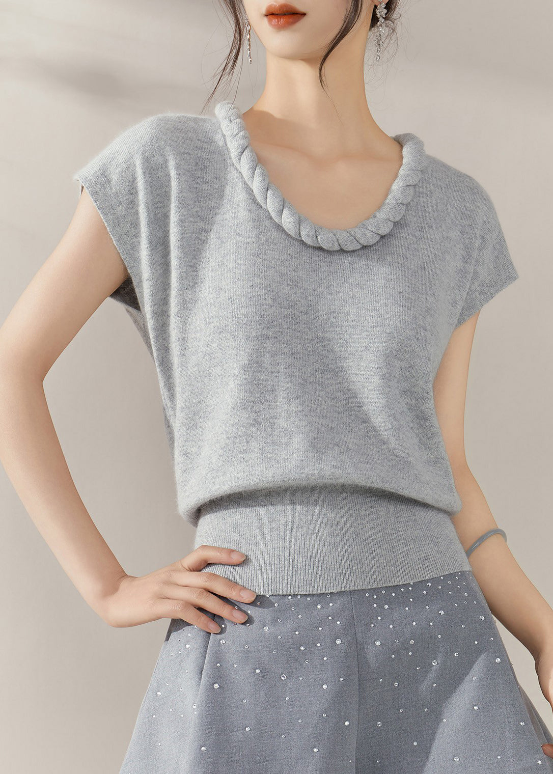 Women's Cable Knit Pullover Lightweight Gray Sweater - OutfitLondon