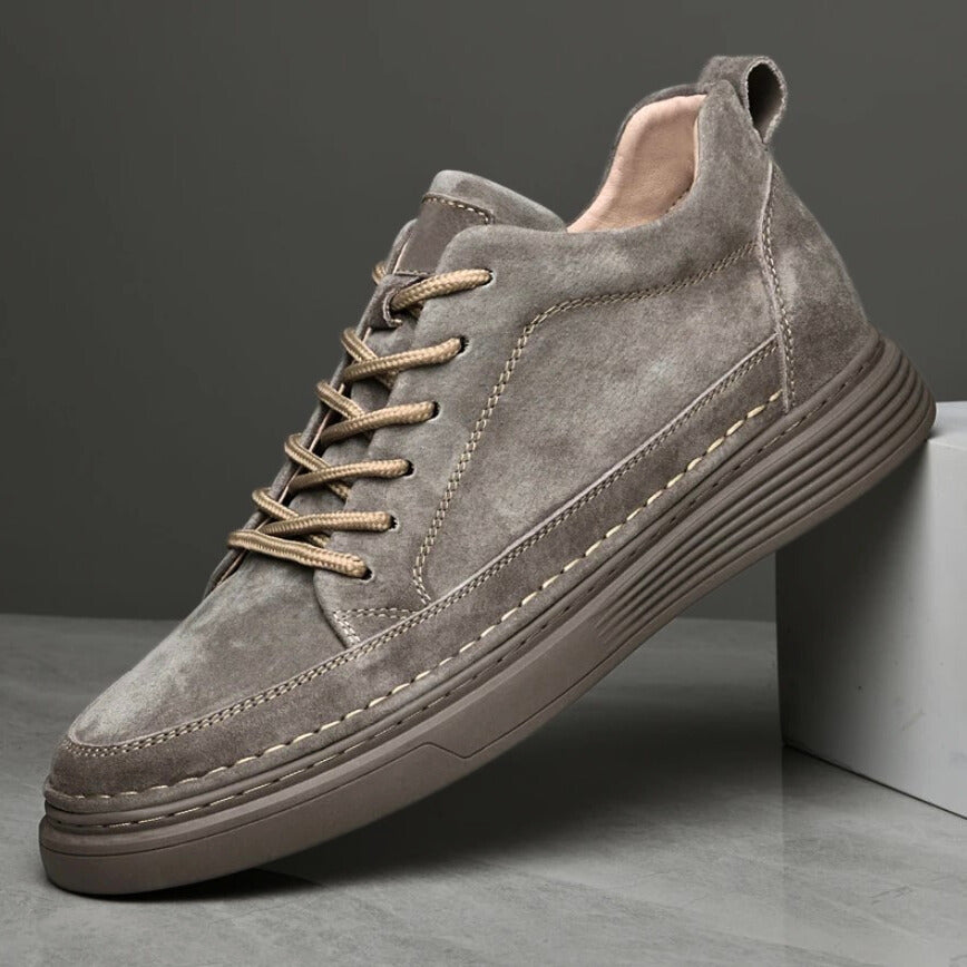 Comfortable Low Top Sneakers with Soft Insoles