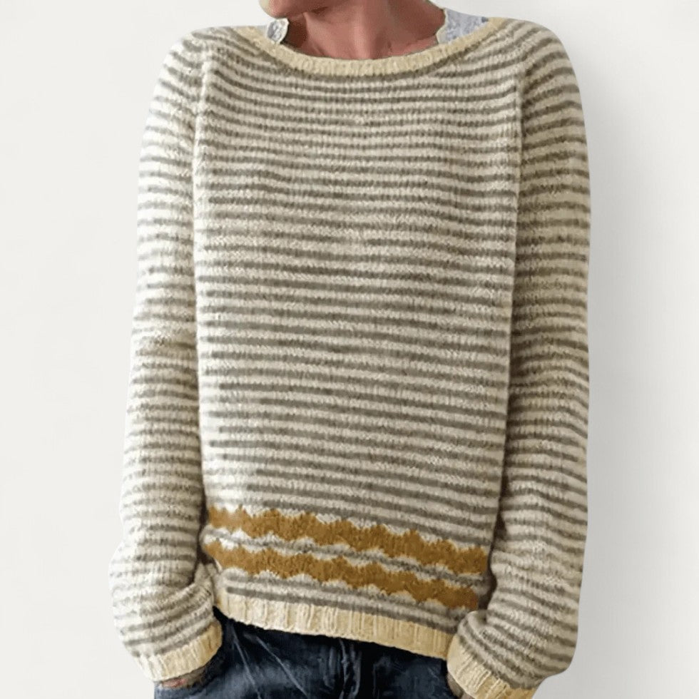 Ladies Classic Patterned Crew Sweater