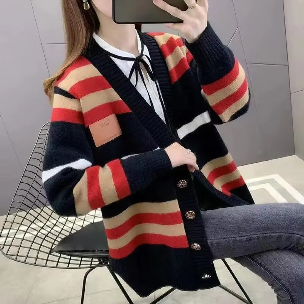 Soft V-Neck Cashmere Sweater for Women