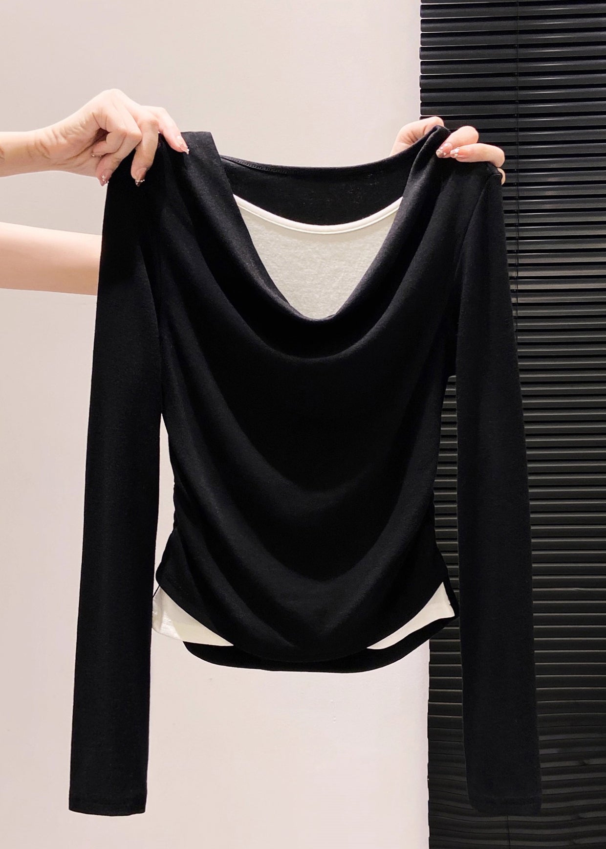 Women's Crinkled Cotton Blend Set Black Loose Fit - OutfitLondon
