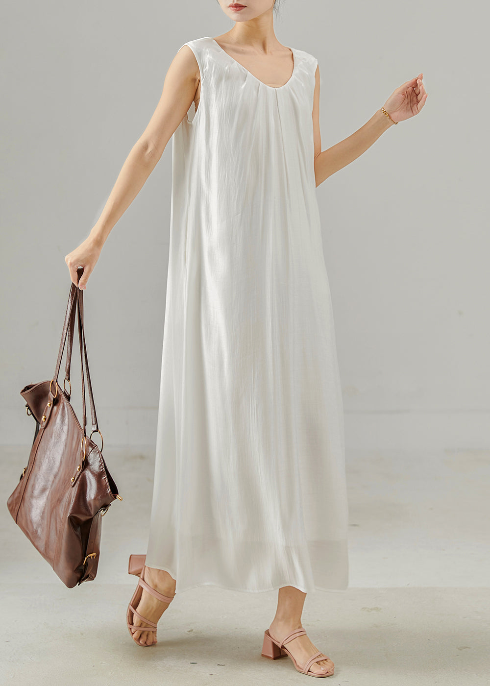 Women's Silk Maxi Dress Sleeveless White Elegant - OutfitLondon