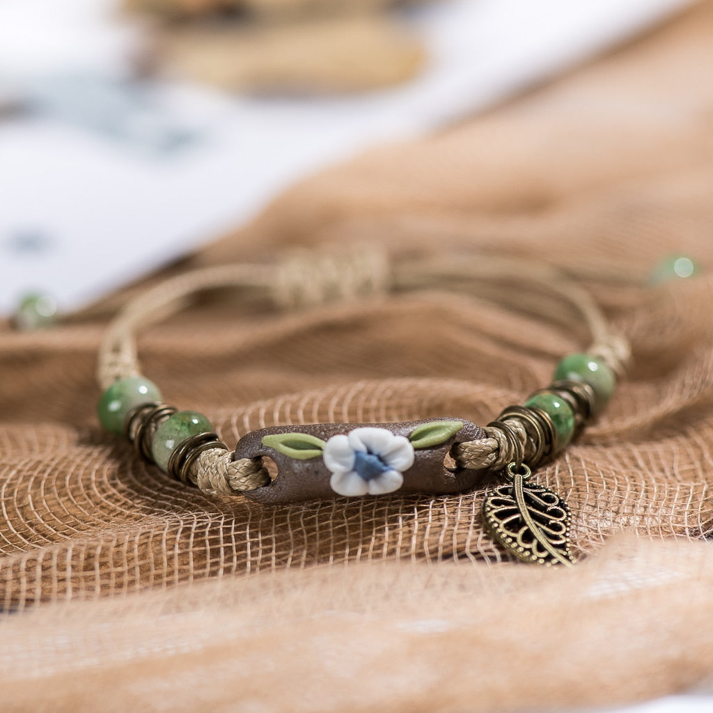 Stylish Women's Bracelet with Chic Design