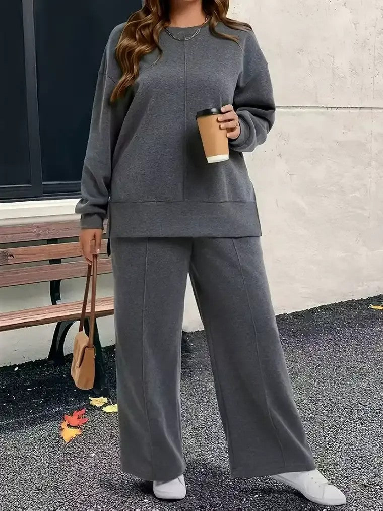 Cozy Relaxed 2-Piece Pajama Set - OutfitLondon
