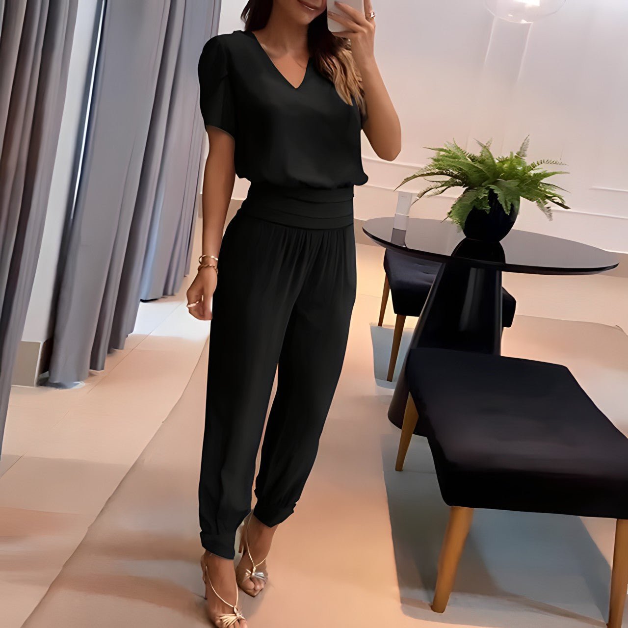 Trendy Floral V-Neck Outfit Set