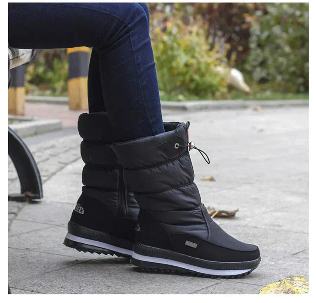 Insulated Water Resistant Women's Boots