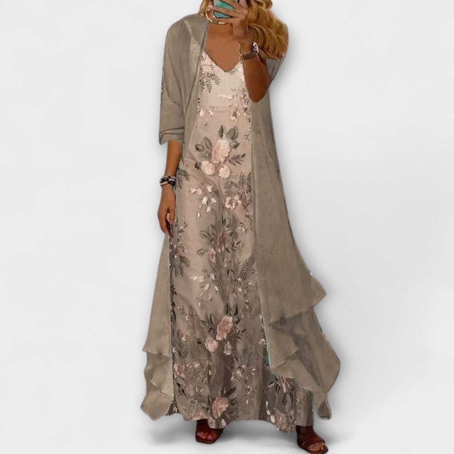 Elegant Sleeveless V Neck Maxi Dress for Women - OutfitLondon