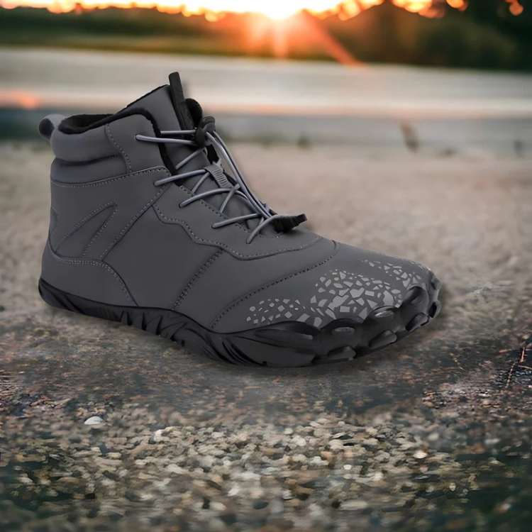 GripMaster - Anti-Slip Cold Weather Water Shoes