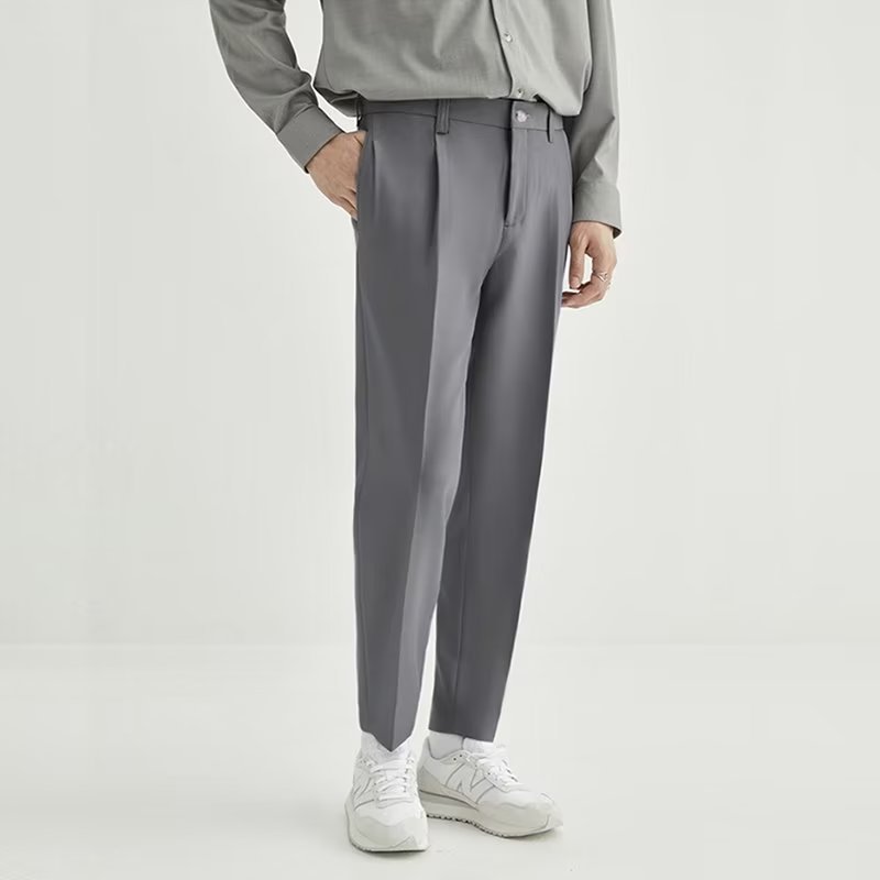 Relaxed Fit Men's Chino Crop Pants