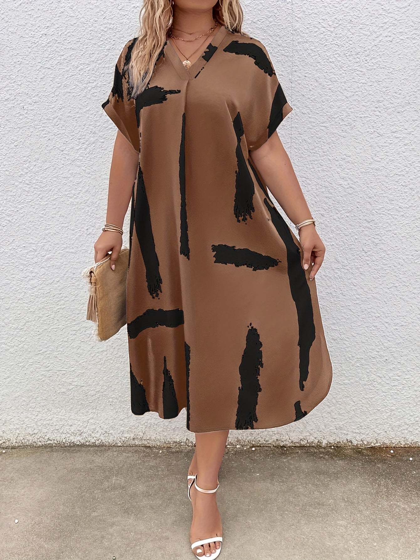 Flattering Fit Large Size Ladies Dress