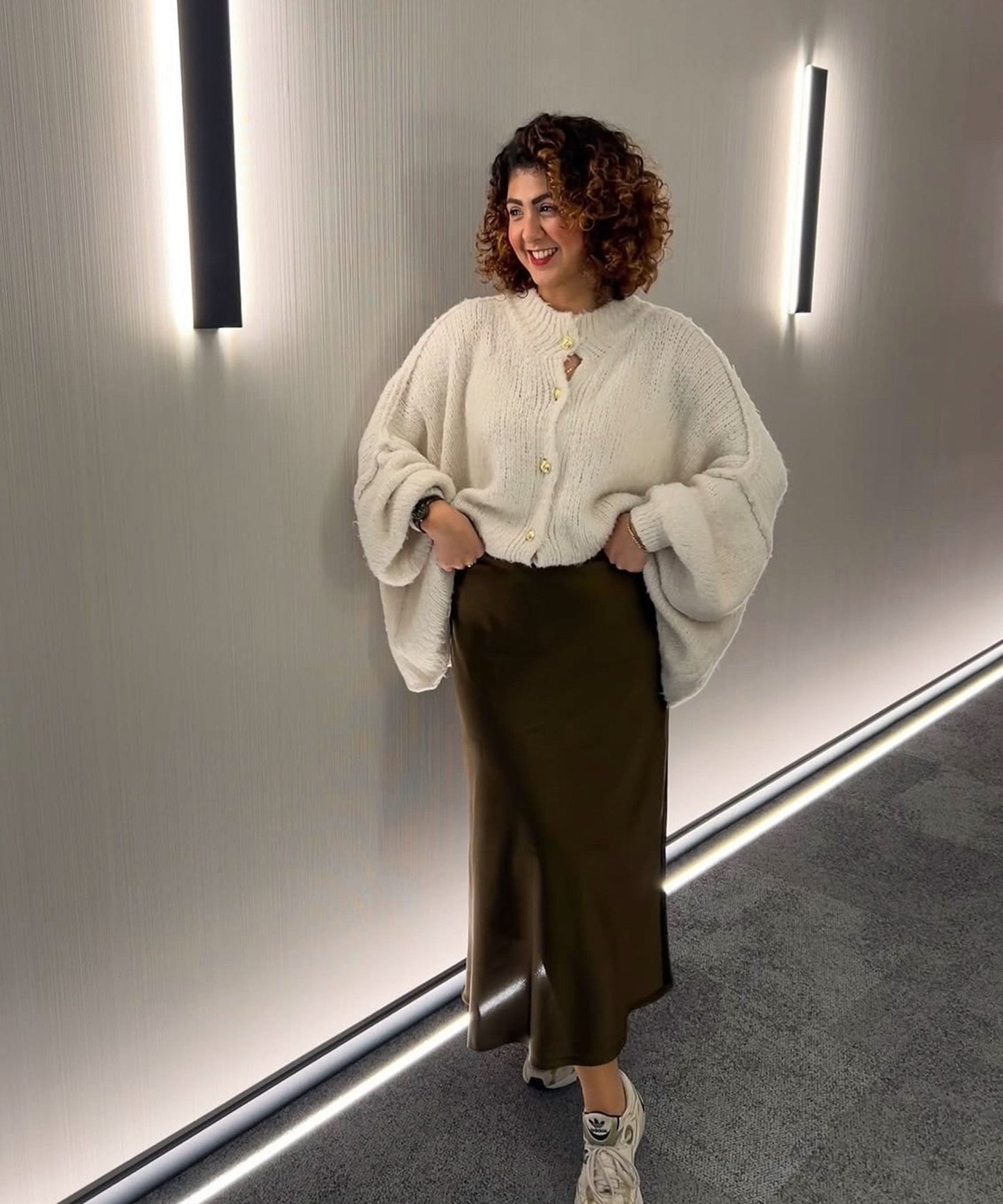 Soft Beige Women's Oversized Sweater Cardigan
