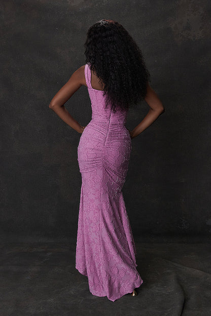 Beautiful Lace Formal Women's Evening Gown