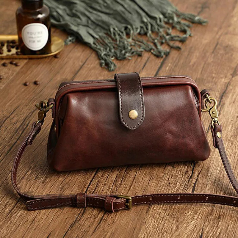 Stylish Small Crossbody Purse - OutfitLondon
