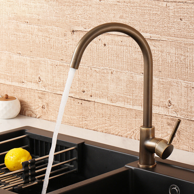 Traditional Single Handle Bronze Kitchen Faucet - OutfitLondon