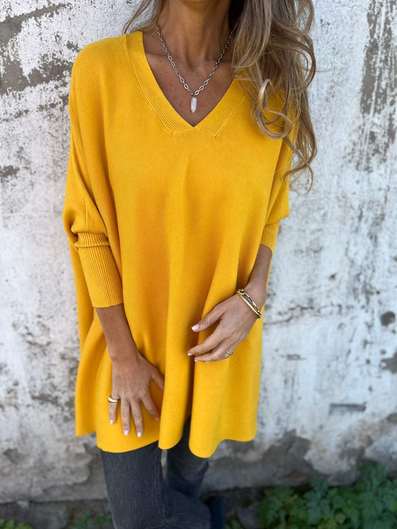 Mabel - Classic Crew Sweater