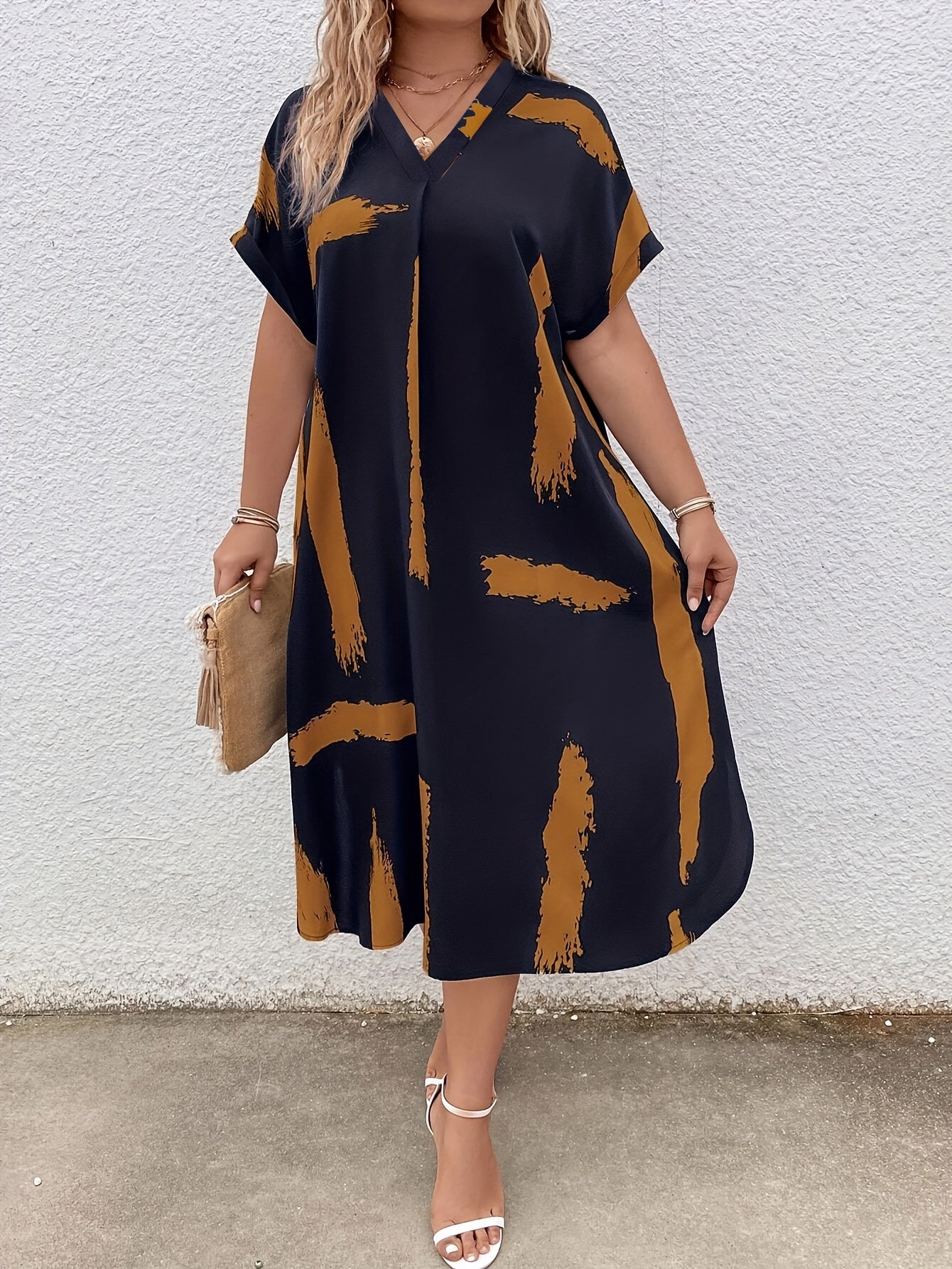 Flattering Fit Large Size Ladies Dress